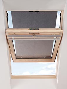 Itzala anti-heat blinds for roof windows